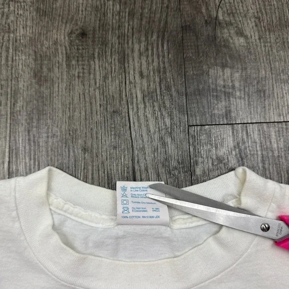 Vintage Hard Rock Cafe Signature Series Aerosmith T Shirt - Picture 8 of 12